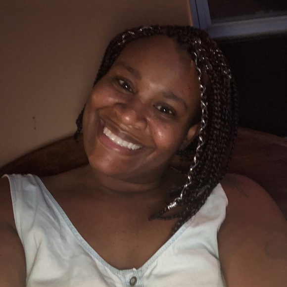 Meet your Posher, Lashanda - Picture 1 of 1